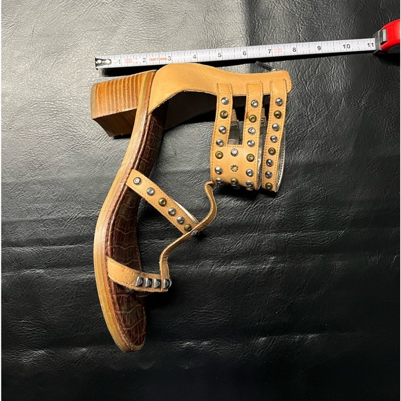 Sam Edelman 8.5 Tan Studded block Heel Sandals - Picture 4 of 7